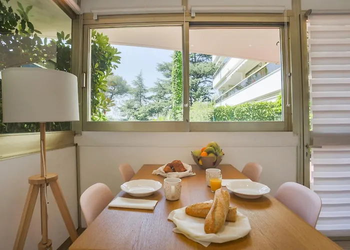 A/c La Californie With Patio By Olidesi 아파트 *