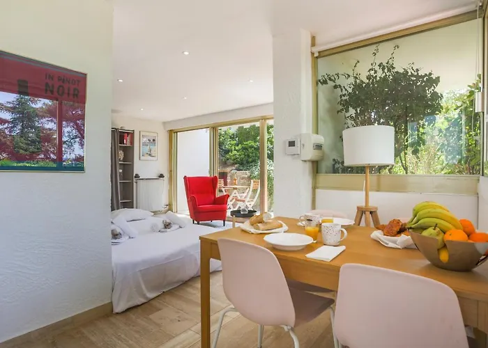 A/c La Californie With Patio By Olidesi 아파트 *